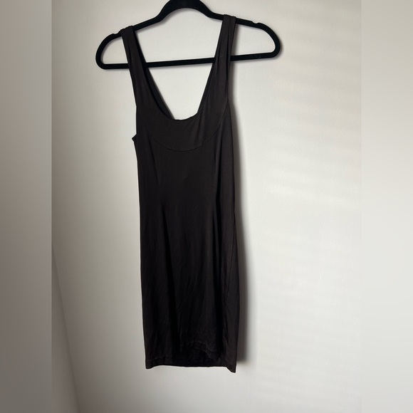 BCBGMAXAZRIA Black V-Neck Midi Dress XS - Picture 5 of 5